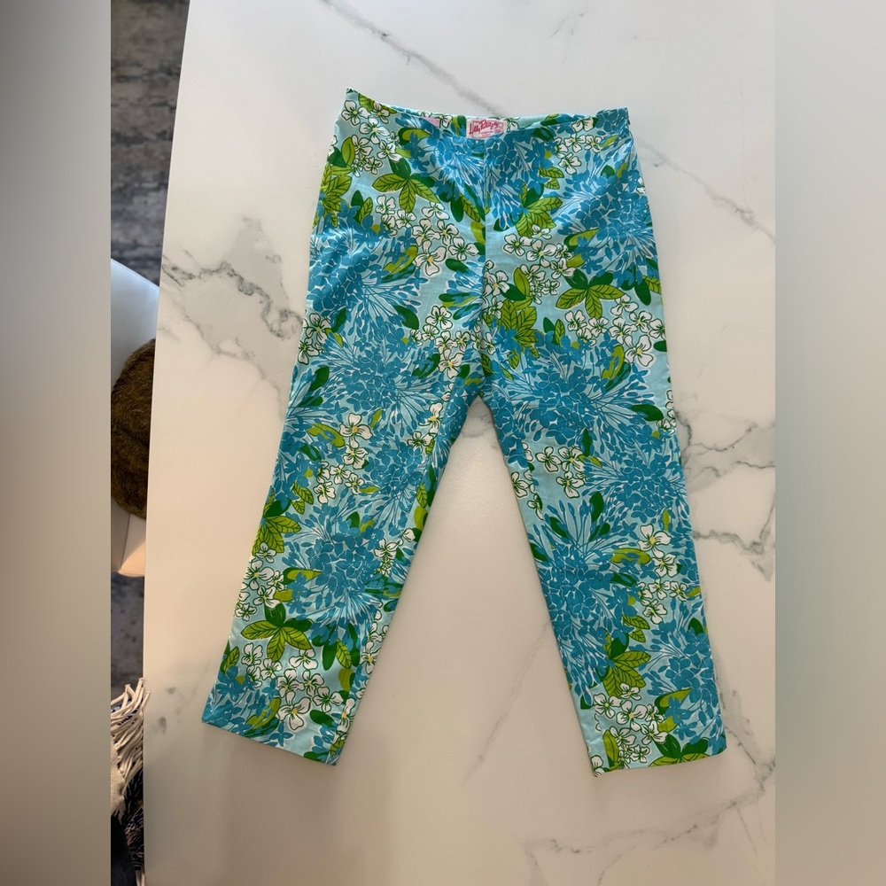 Lilly Pulitzer Originals Resort Fit Floral Blue and Green Crop Pants Size 8